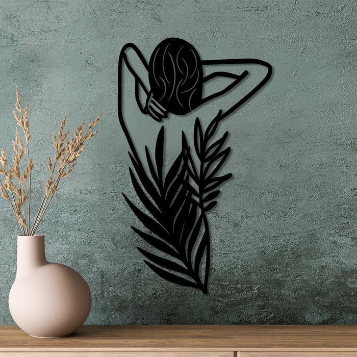 Wallity Flower Woman Escultura de pared de metal negra Wallity Flower Woman Escultura de pared de metal negra